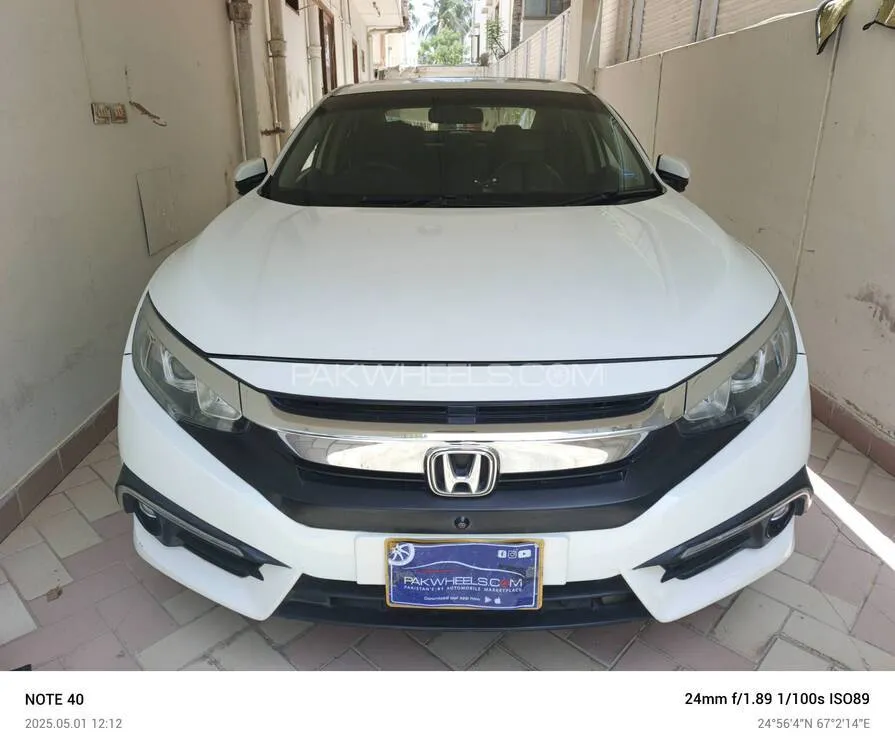 Honda Civic 2017 for Sale in Karachi Image-1