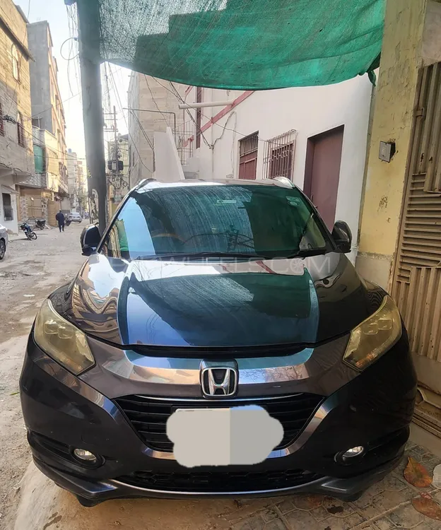 Honda Vezel 2013 for Sale in Karachi Image-1