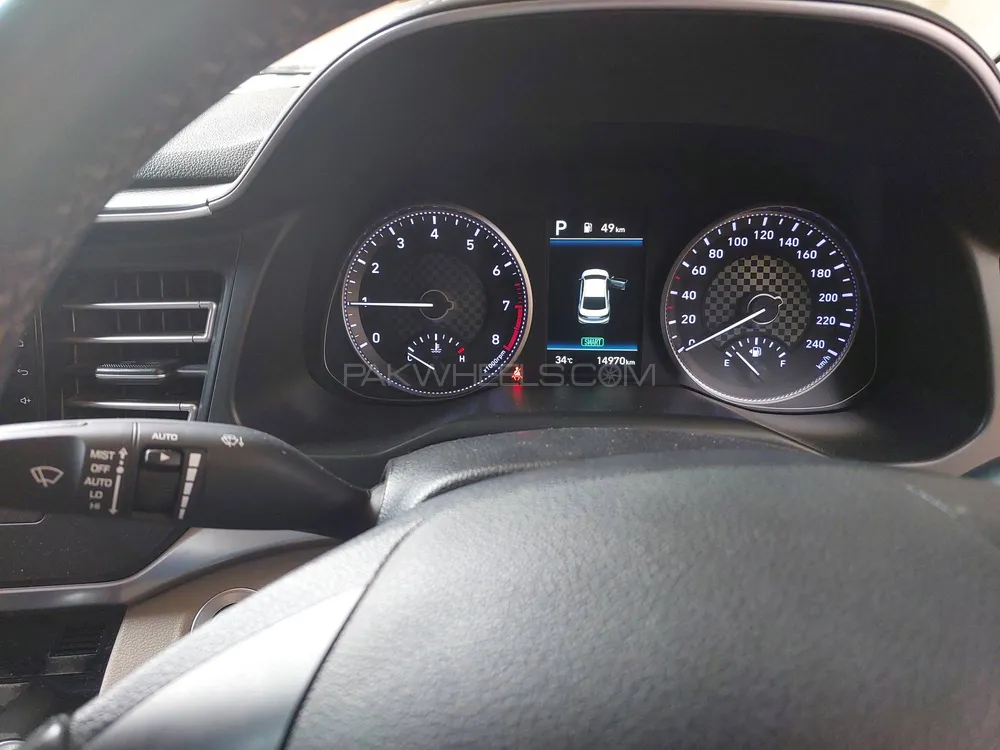 Hyundai Elantra 2022 for Sale in Multan Image-1