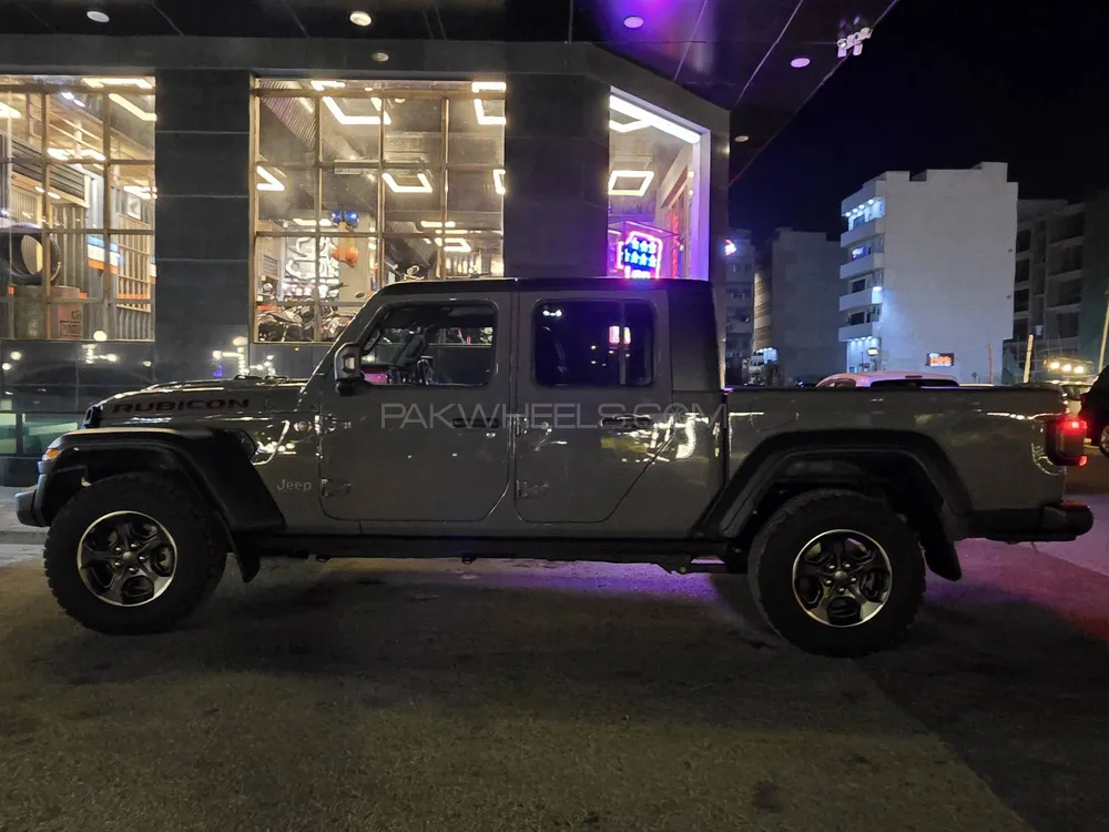 Jeep Gladiator  2022 for Sale in Karachi Image-1