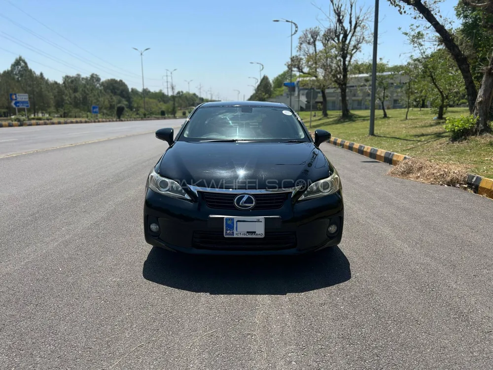 Lexus CT200h 2011 for Sale in Islamabad Image-1