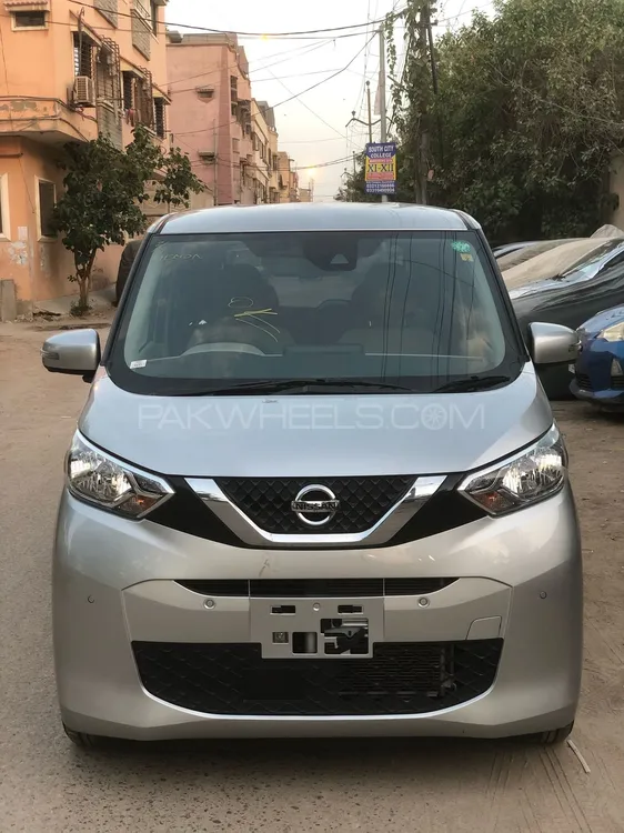 نسان ڈیز 2022 for Sale in کراچی Image-1