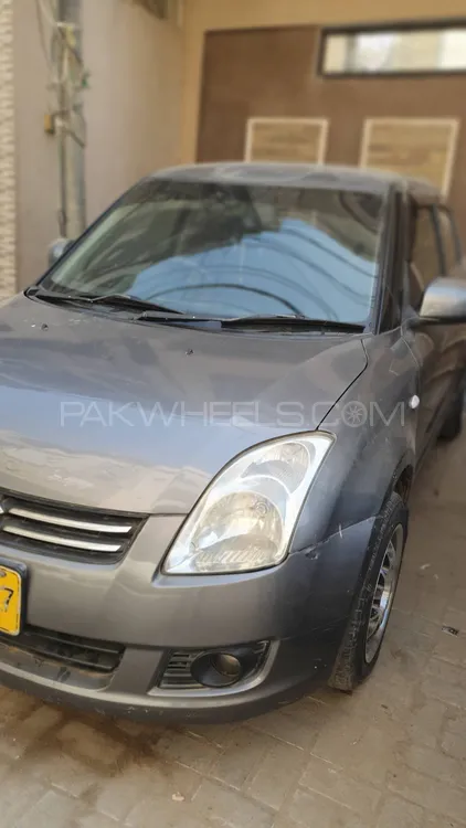 Suzuki Swift 2010 for Sale in Karachi Image-1