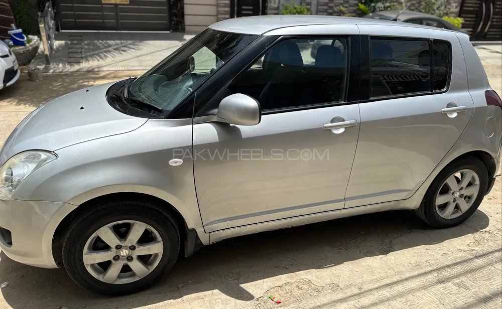 سوزوکی سوئفٹ 2017 for Sale in کراچی Image-1