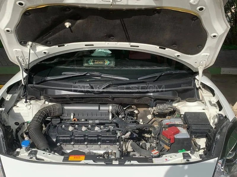 Suzuki Swift 2023 for Sale in Karachi Image-1