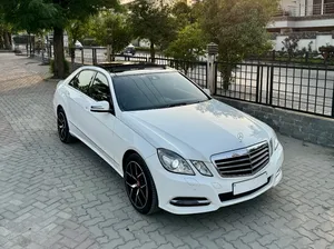 Mercedes Benz E Class E200 2013 for Sale