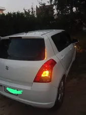 Suzuki Swift DLX 1.3 2010 for Sale