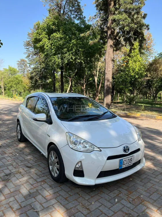 Toyota Aqua 2012 for Sale in Islamabad Image-1