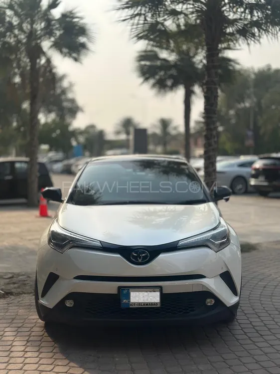 Toyota C-HR 2018 for Sale in Lahore Image-1