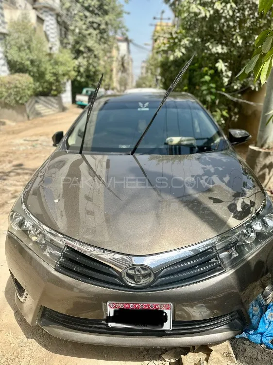 Toyota Corolla 2016 for Sale in Karachi Image-1