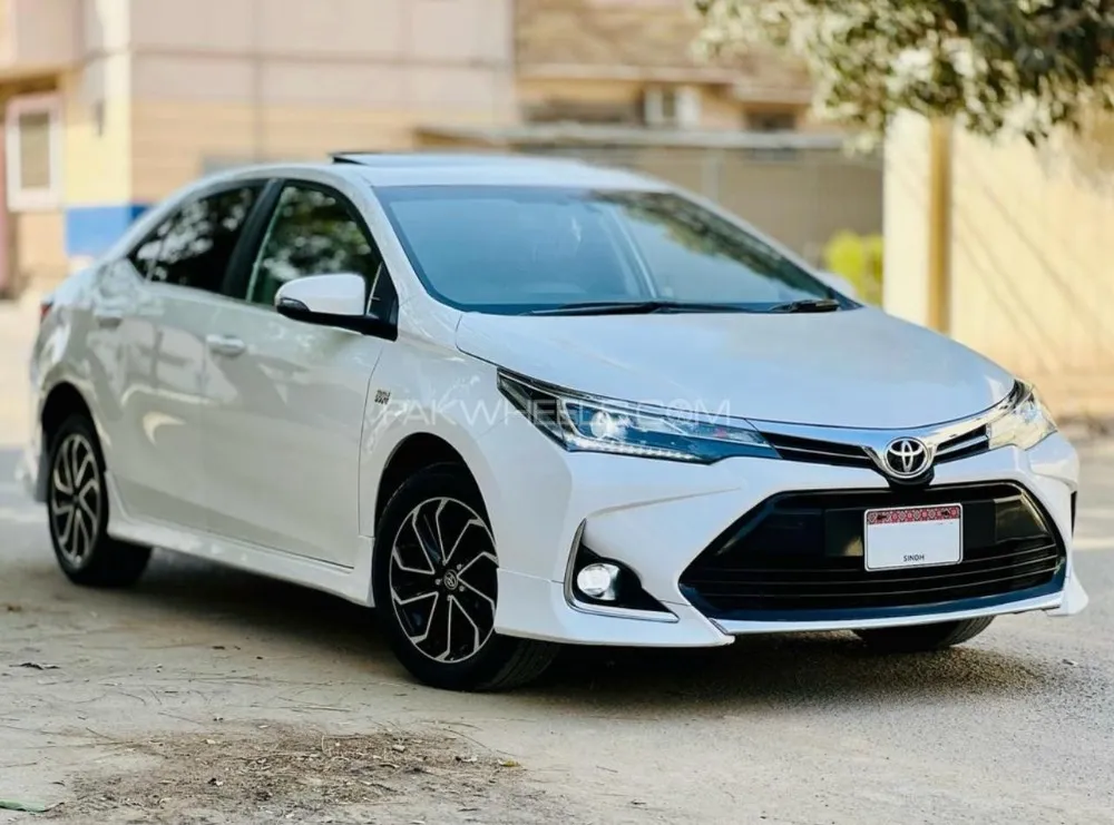 Toyota Corolla 2024 for Sale in Karachi Image-1