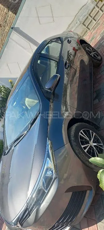 Toyota Corolla 2017 for Sale in Charsadda Image-1