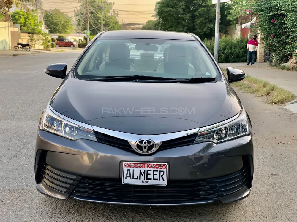 Toyota Corolla 2019 for Sale in Karachi Image-1