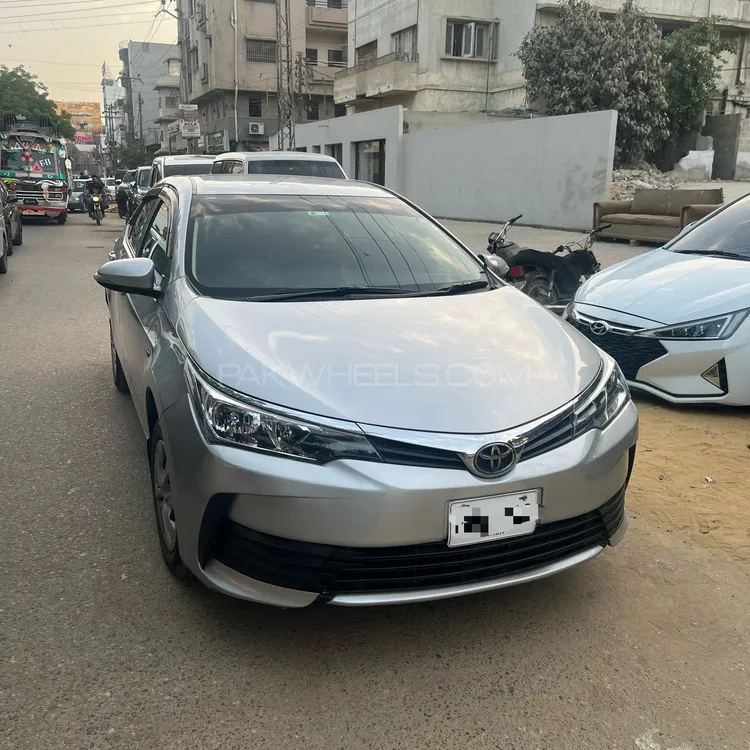 Toyota Corolla 2019 for Sale in Karachi Image-1