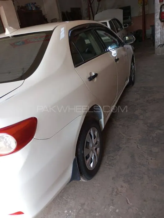 Toyota Corolla 2012 for Sale in Faisalabad Image-1