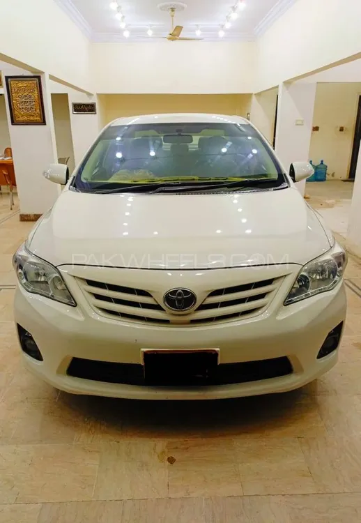 Toyota Corolla 2014 for Sale in Karachi Image-1
