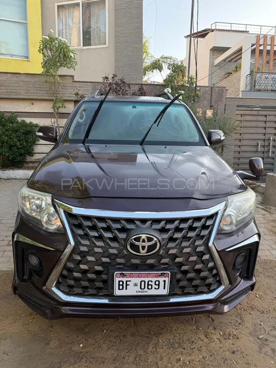 Toyota Fortuner 2013 for Sale in Karachi Image-1