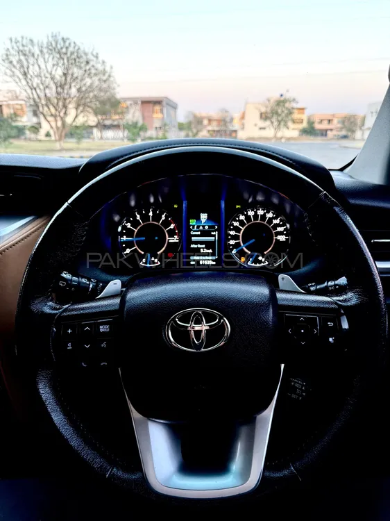 Toyota Fortuner 2017 for Sale in Gujranwala Image-1