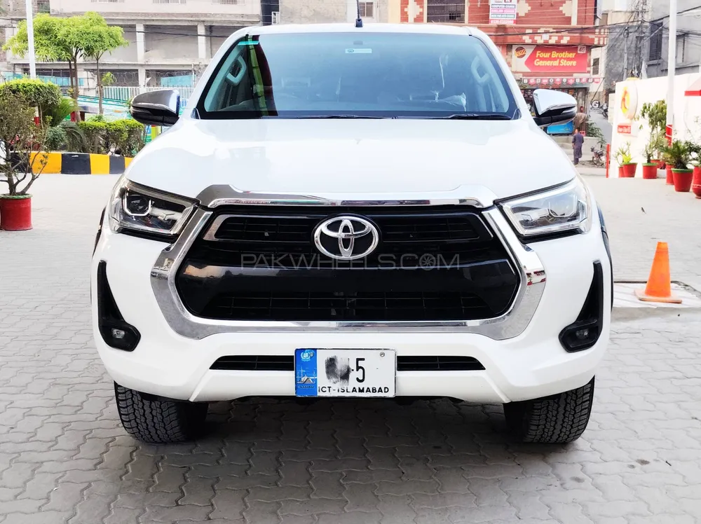 Toyota Hilux 2021 for Sale in Rawalpindi Image-1