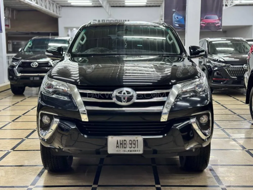 Toyota Fortuner 2018 for Sale in Peshawar Image-1