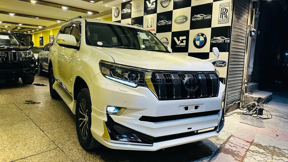 Toyota Prado 2019 for Sale in Lahore Image-1