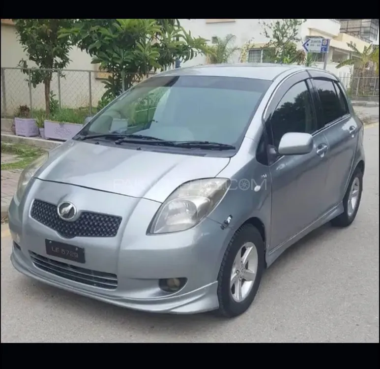 Toyota Vitz 2007 for Sale in Charsadda Image-1