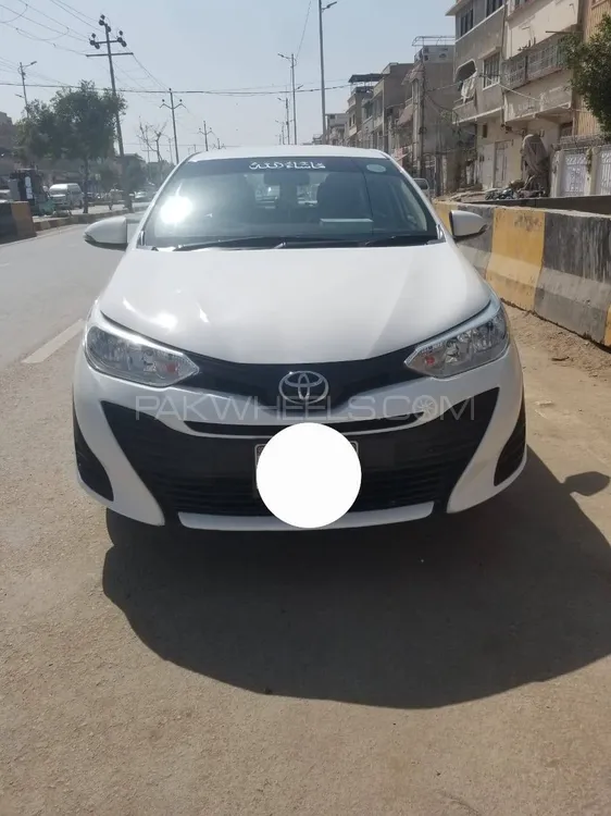 Toyota Yaris Sedan 2021 for Sale in Karachi Image-1