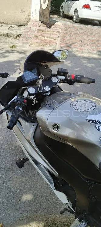 Yamaha YZF-R6 2025 for Sale Image-1