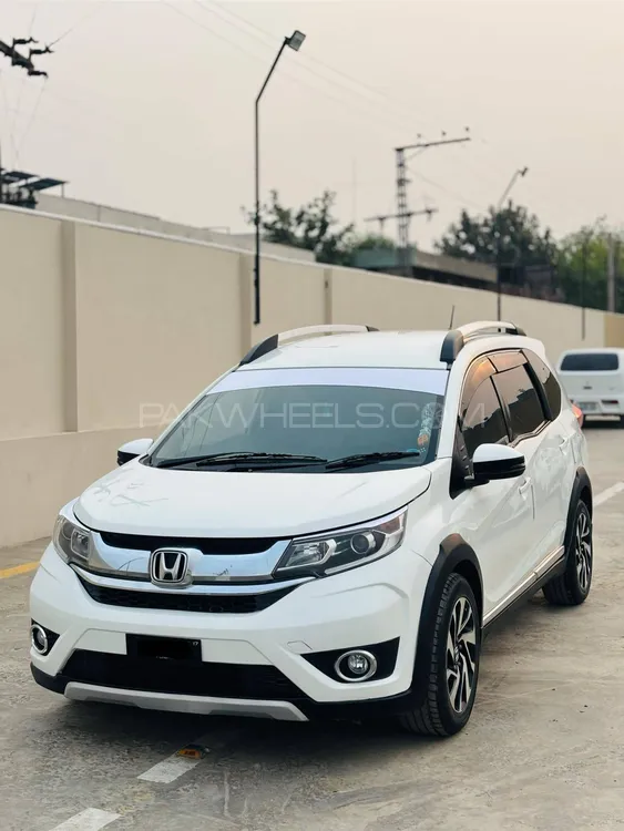 Honda BR-V 2017 for Sale in Gujranwala Image-1