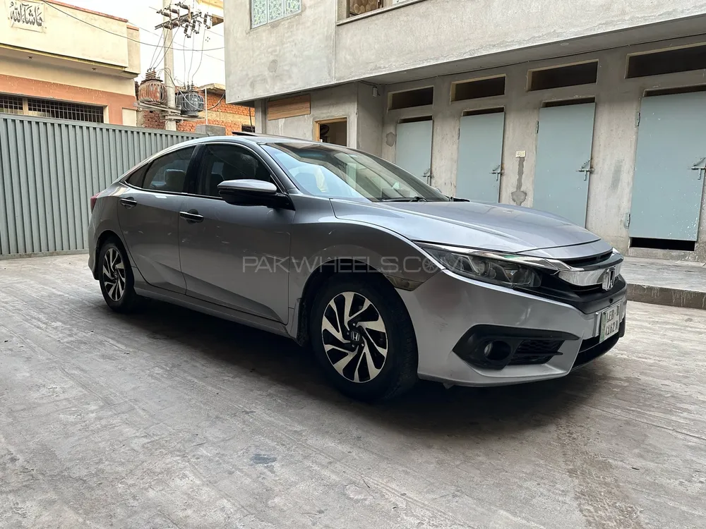 Honda Civic 2018 for Sale in Sialkot Image-1