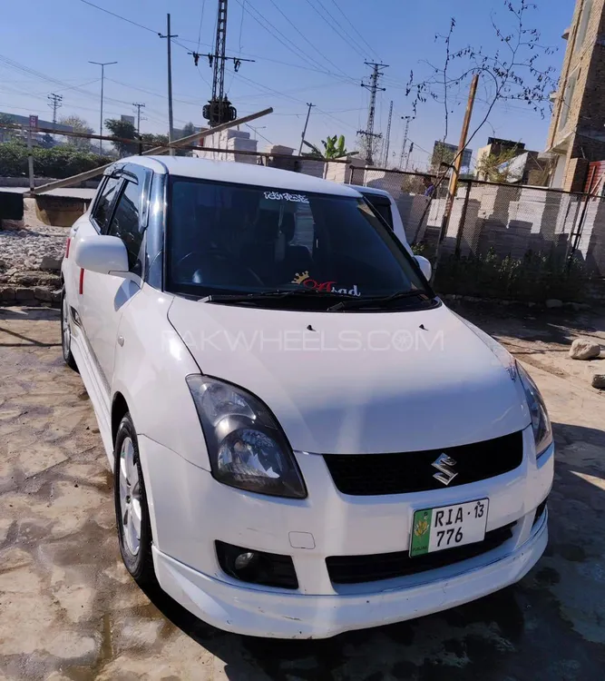 Suzuki Swift 2013 for Sale in Peshawar Image-1