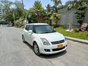 Suzuki Swift DLX Automatic 1.3 Navigation 2021 for Sale