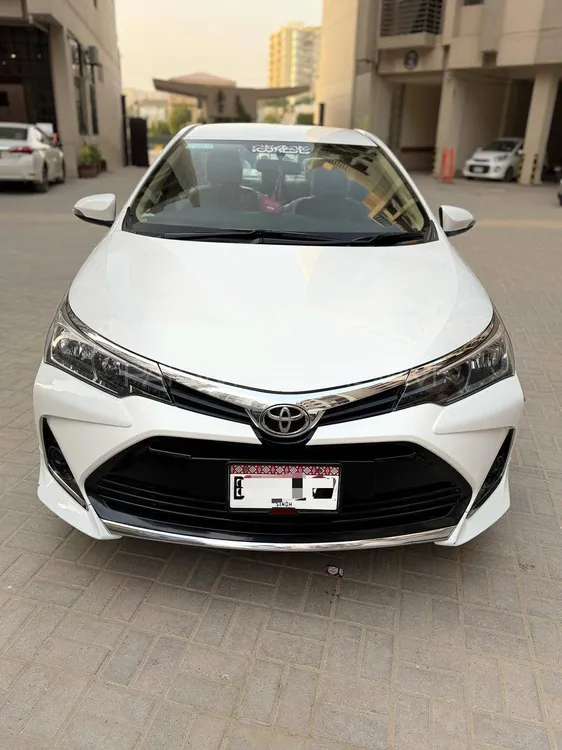 Toyota Corolla 2021 for Sale in Karachi Image-1