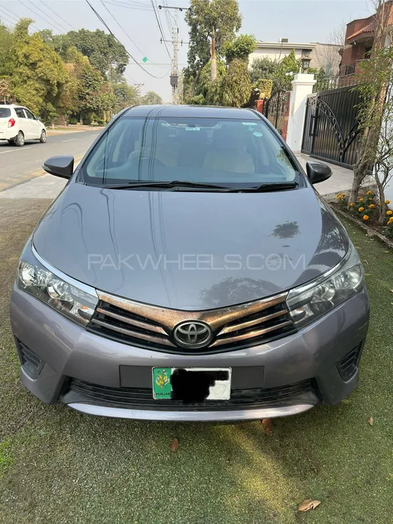 Toyota Corolla 2016 for Sale in Lahore Image-1