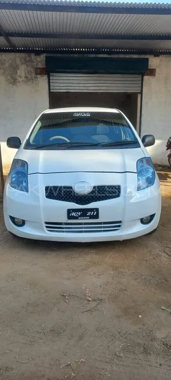Toyota Vitz 2005 for Sale in Peshawar Image-1