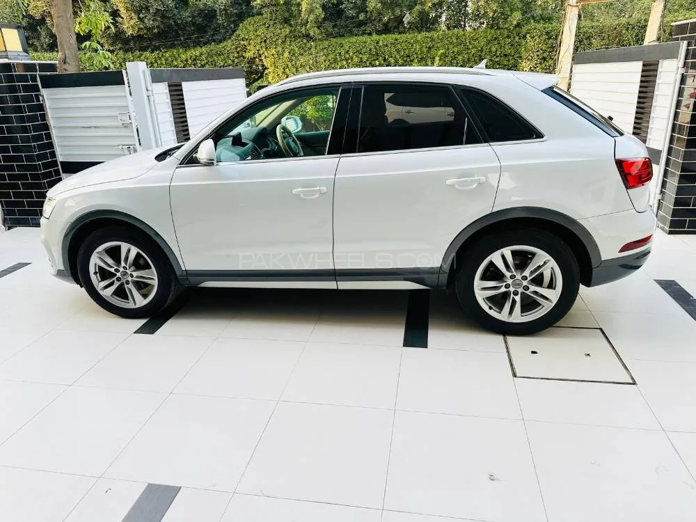 Audi Q3 2016 for Sale in Lahore Image-1