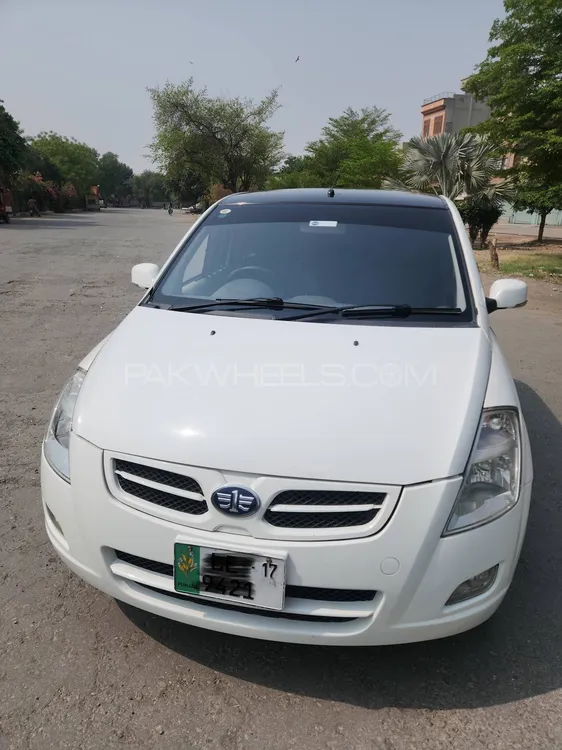 FAW V2 2016 for Sale in Faisalabad Image-1