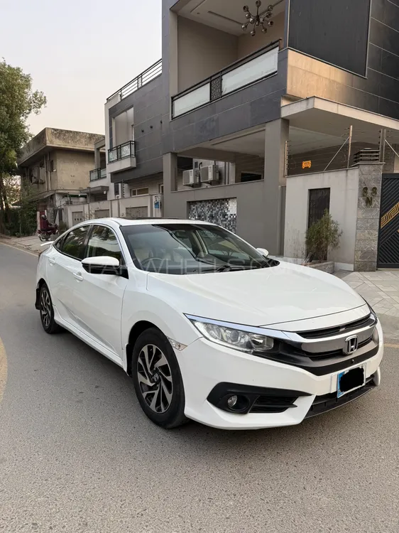 Honda Civic 2017 for Sale in Lahore Image-1