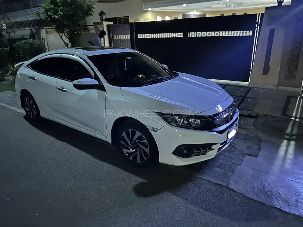 Honda Civic 2017 for Sale in Lahore Image-1