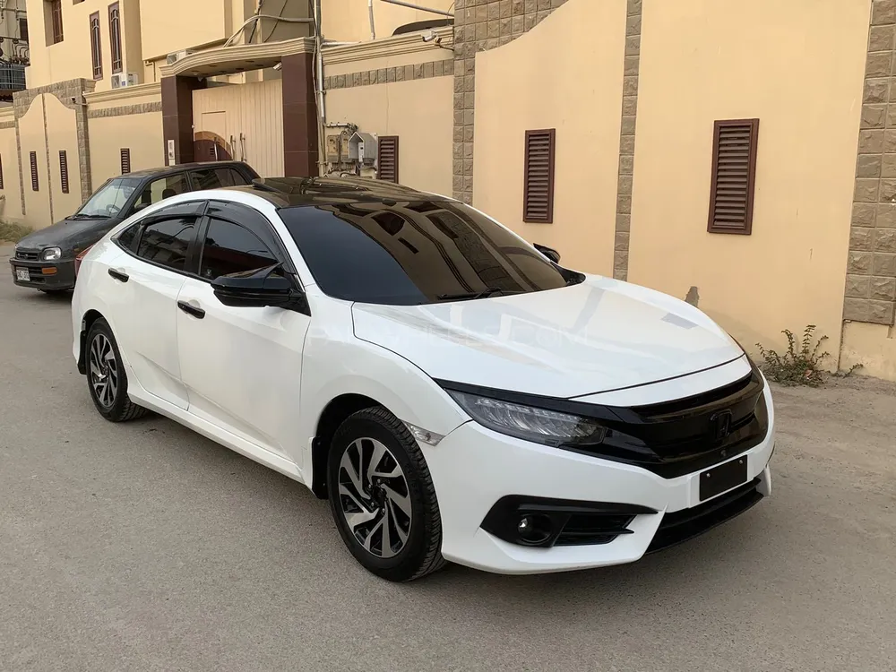 Honda Civic 2016 for Sale in Karachi Image-1