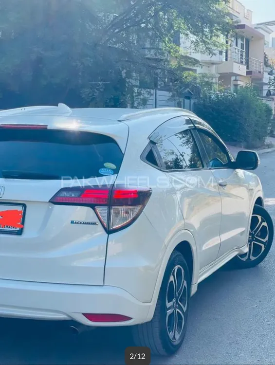 Honda Vezel 2015 for Sale in Rawalpindi Image-1