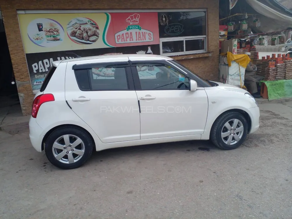 Suzuki Swift 2018 for Sale in Islamabad Image-1