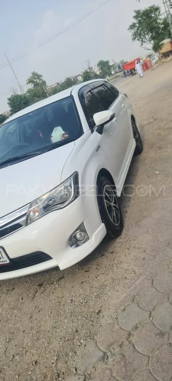 Toyota Corolla Fielder 2013 for Sale in Taxila Image-1
