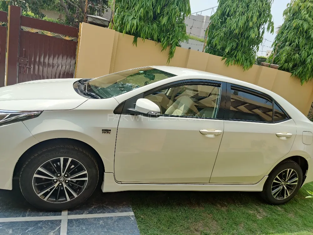 Toyota Corolla 2018 for Sale in Lahore Image-1