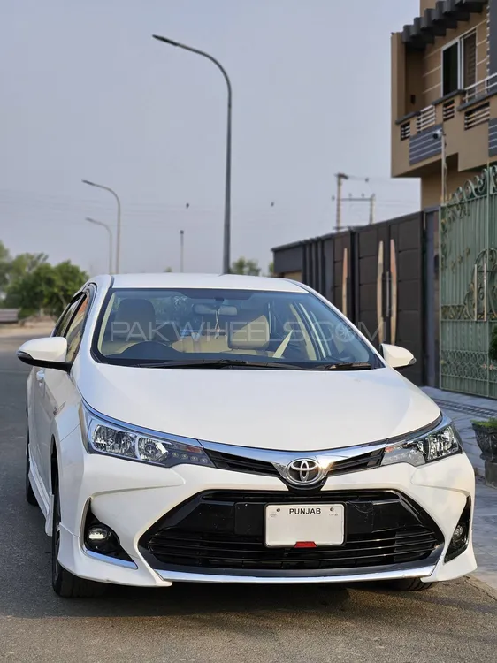 Toyota Corolla 2021 for Sale in Lahore Image-1