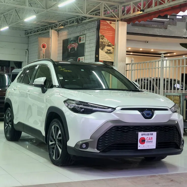 Toyota Corolla Cross 2021 for Sale in Peshawar Image-1