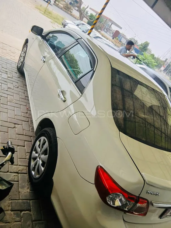 Toyota Corolla 2013 for Sale in Kharian Image-1