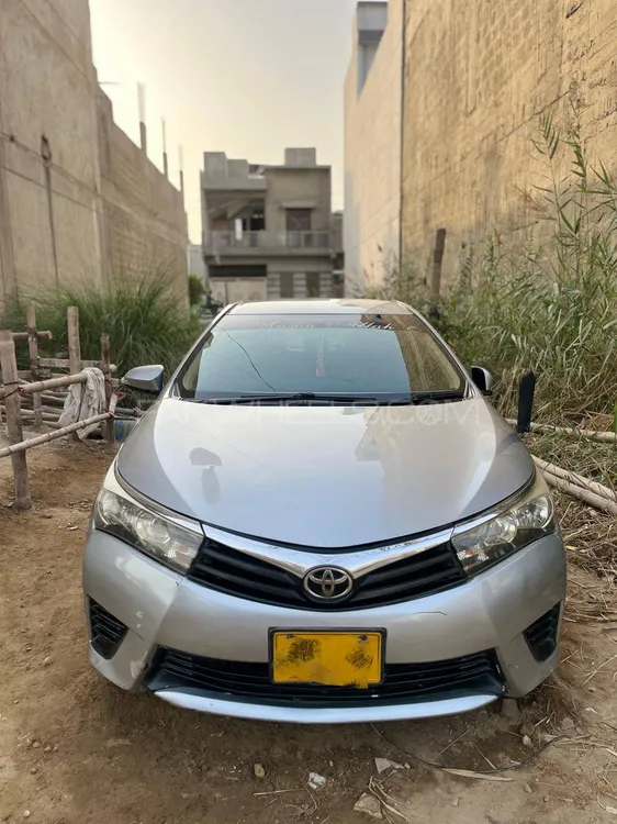 Toyota Corolla 2014 for Sale in Karachi Image-1