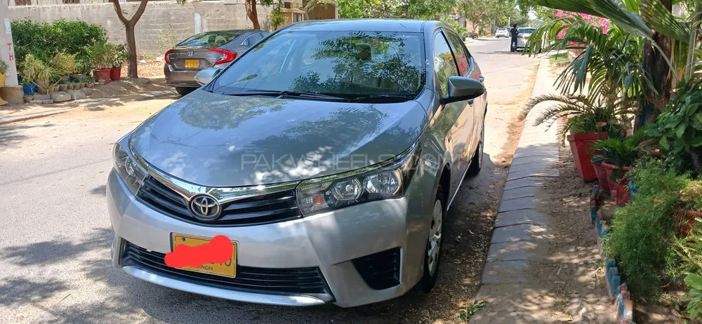 Toyota Corolla 2016 for Sale in Karachi Image-1