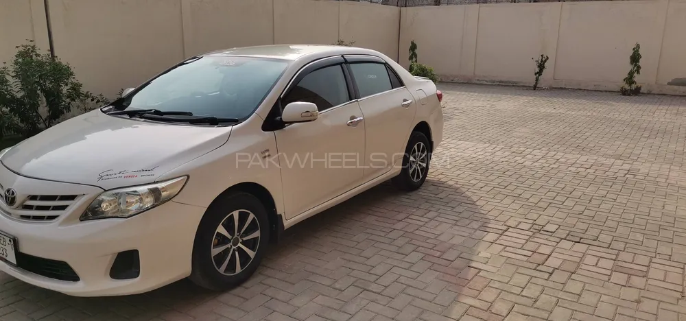 Toyota Corolla 2012 for Sale in Toba Tek Singh Image-1